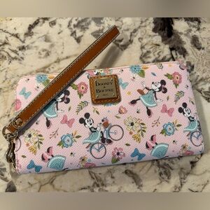 Dooney & Bourke Disney Spring Minnie Flower Garden Leather Epcot Wallet Wristlet